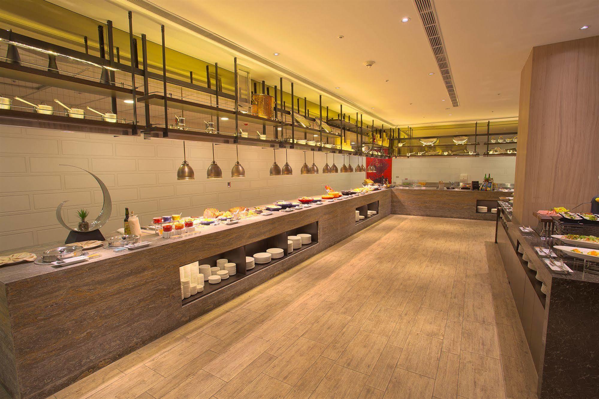The Splendor Hotel Taichung Esterno foto